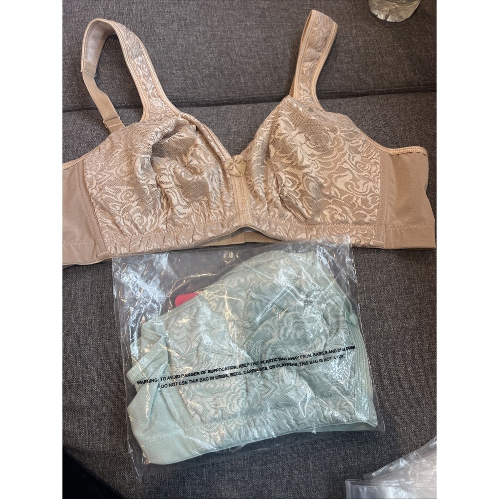 2 Breezies Women's Bra Sz 44 B Brown And Green BlSeamless Wirefree A92314